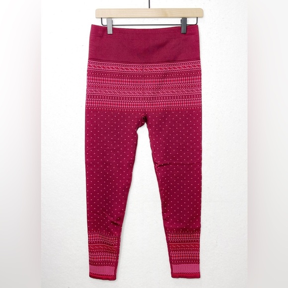 Fabletics Holly Seamless Fair Isle Long Sleeve Top & Leggings Set Merlot XL - Picture 7 of 14
